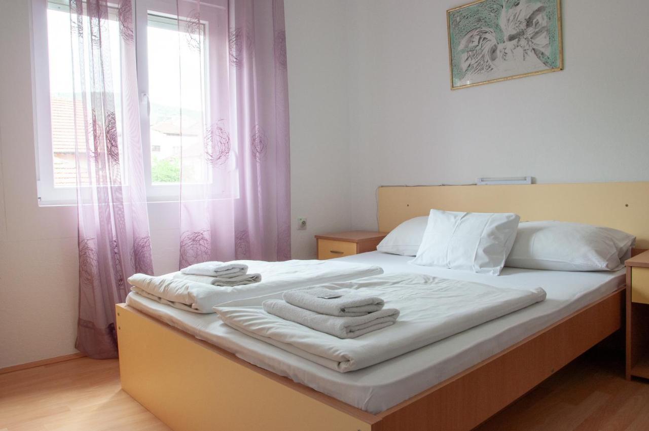 Apartmani Zvirac ソコバニャ エクステリア 写真