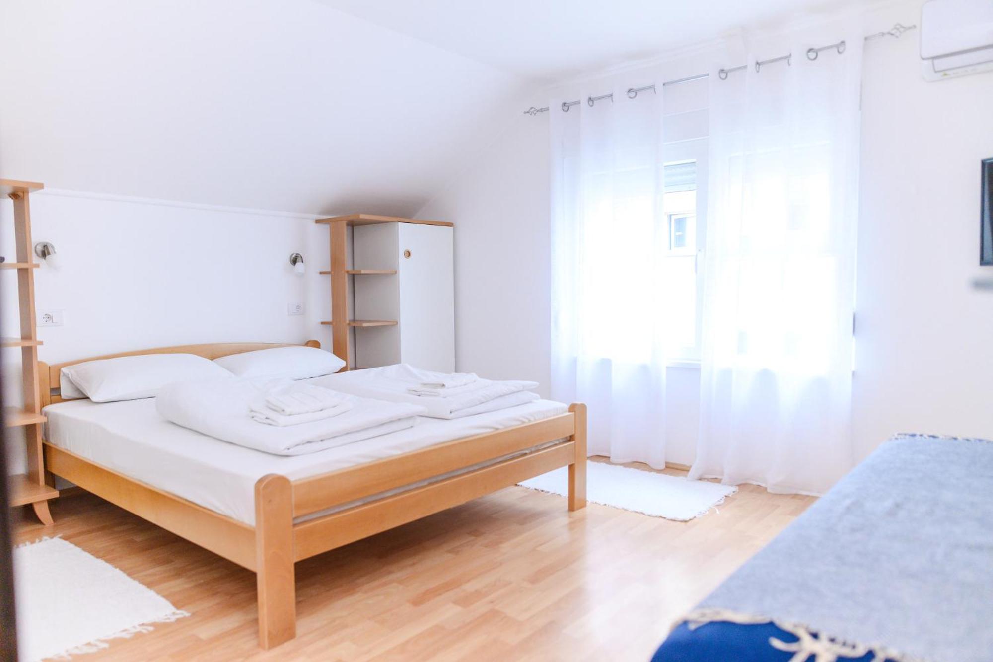 Apartmani Zvirac ソコバニャ エクステリア 写真