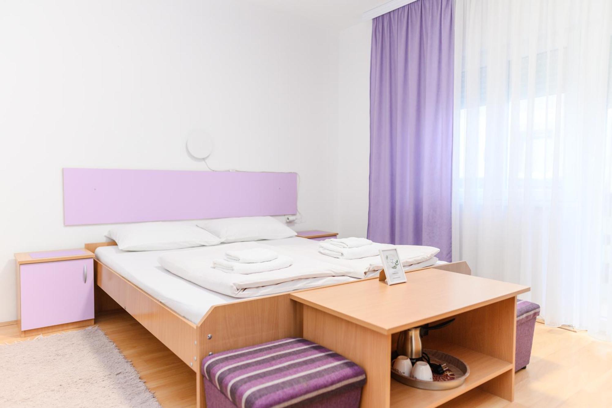 Apartmani Zvirac ソコバニャ エクステリア 写真